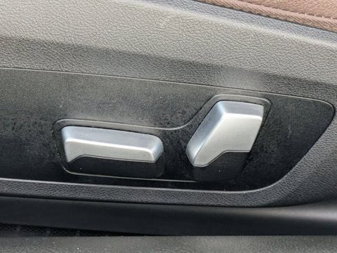 Used 2023 BMW 430i Convertible w/ Premium Package image 13