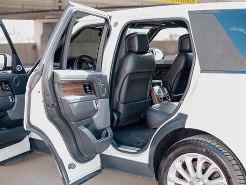 Used 2019 Land Rover Range Rover HSE AWD/4WD image 19