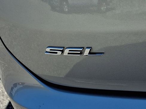 Used 2022 Ford Edge SEL w/ Convenience Package AWD/4WD image 31