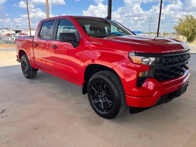 Used 2025 Chevrolet Silverado 1500 Custom AWD/4WD image 3