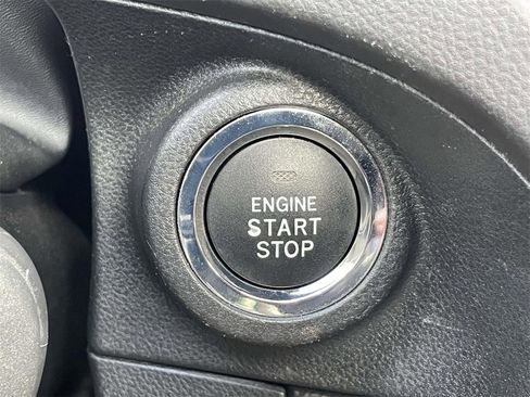 Used 2022 Subaru Forester Sport image 25