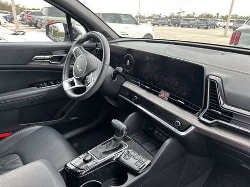 Certified 2024 Kia Sportage X-Pro Prestige image 11