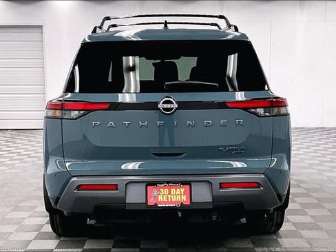 New 2026 Nissan Pathfinder Platinum AWD/4WD image 5