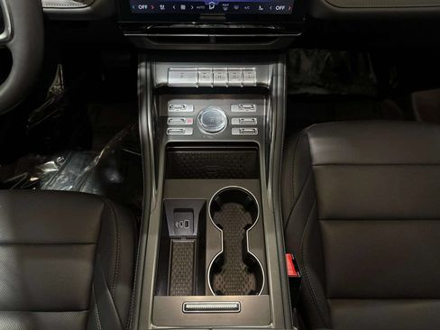 Certified 2026 Lincoln Nautilus Premier w/ Jet Appearance Package AWD/4WD image 13