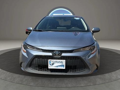 Used 2021 Toyota Corolla LE FWD image 16