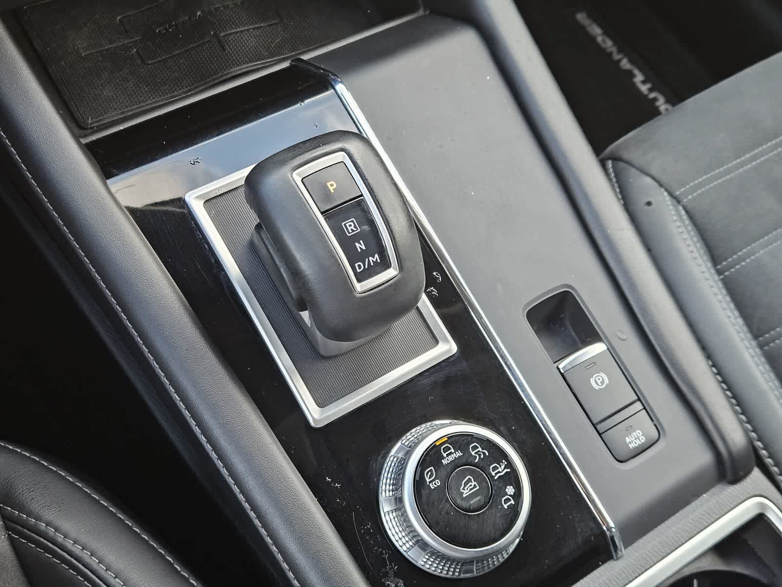 Used 2022 Mitsubishi Outlander SE FWD image 18