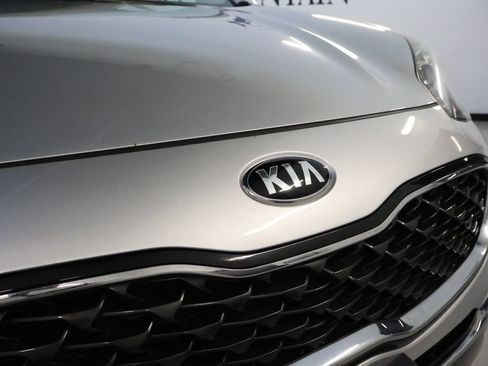 Used 2021 Kia Sportage EX AWD/4WD image 9