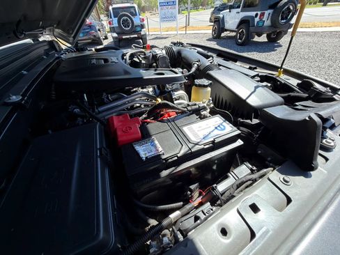 Used 2019 Jeep Wrangler Unlimited Sport AWD/4WD image 4