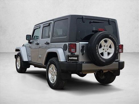 Used 2014 Jeep Wrangler Freedom Edition image 8