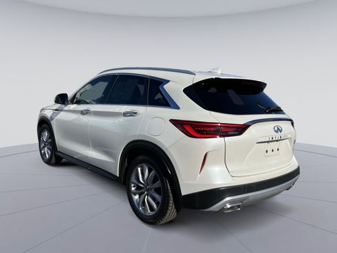 Used 2019 INFINITI QX50 Luxe w/ Navigation Package image 7