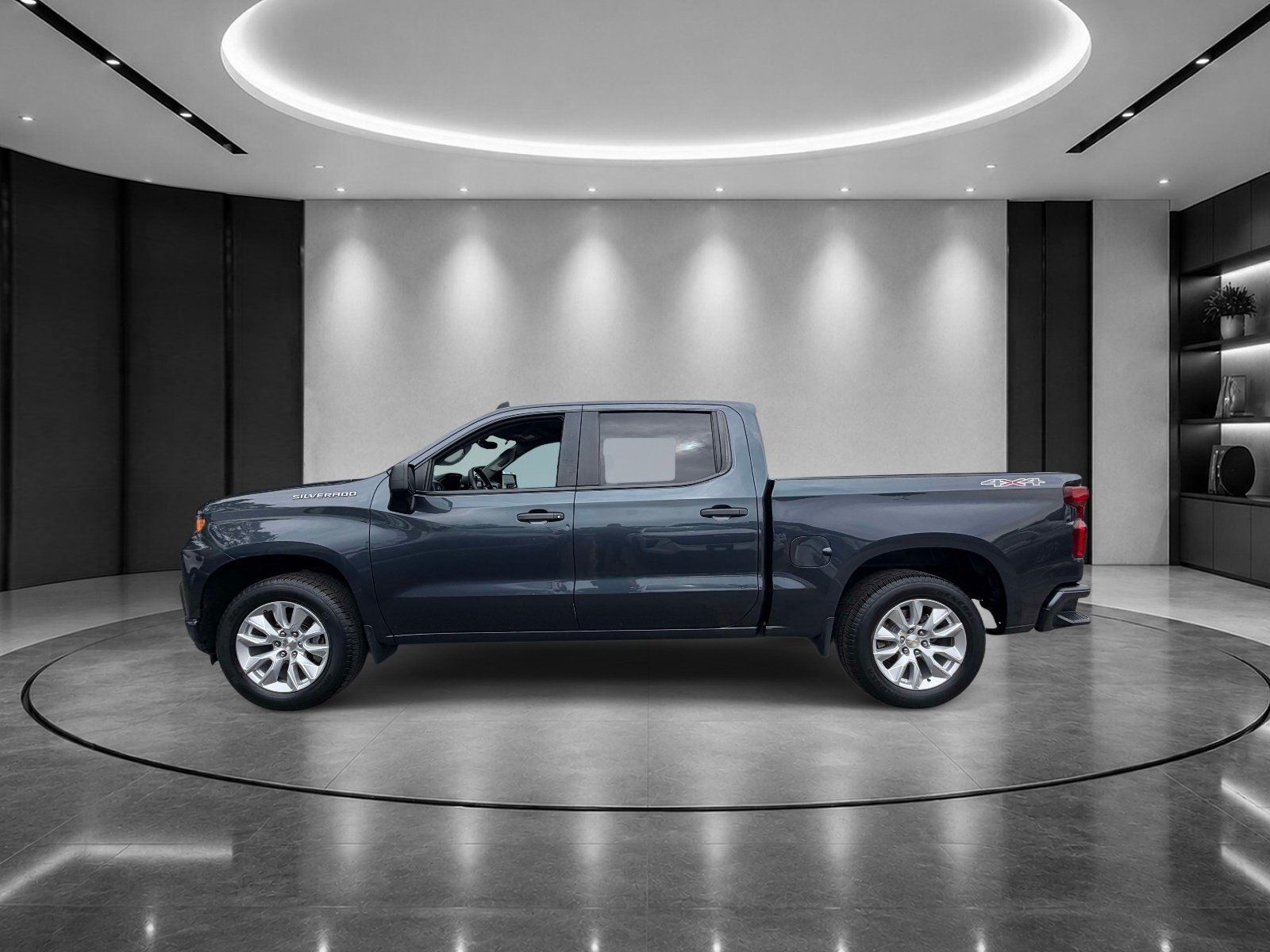 Used 2021 Chevrolet Silverado 1500 Custom w/ LPO, Dark Essentials Package AWD/4WD image 3