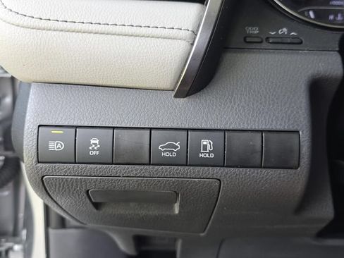 Used 2023 Toyota Camry SE FWD image 20