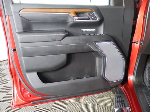 Used 2023 GMC Sierra 1500 Denali w/ Technology Package image 25