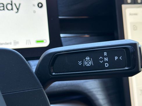 Used 2022 Rivian R1S Launch Edition image 33