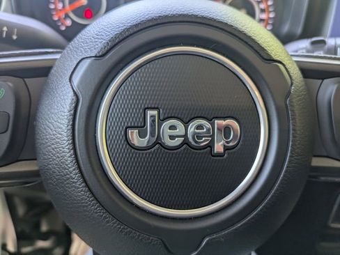 Used 2025 Jeep Wrangler Sport AWD/4WD image 47