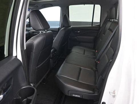 Certified 2025 Honda Ridgeline RTL image 10