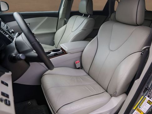 Used 2009 Toyota Venza FWD image 7