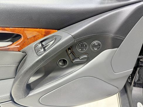 Used 2005 Mercedes-Benz SL 500 image 33