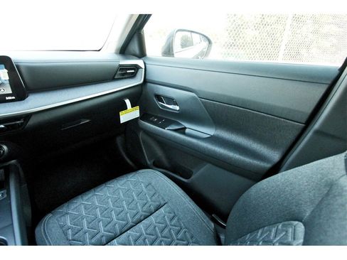 New 2026 Nissan Kicks SV w/ Charging Package image 8