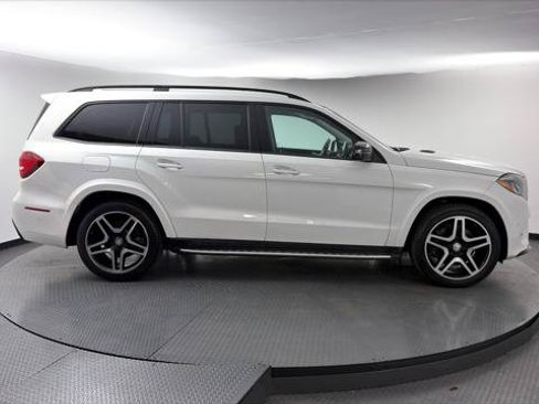 Used 2017 Mercedes-Benz GLS 550 4MATIC w/ Driver Assistance Package image 11