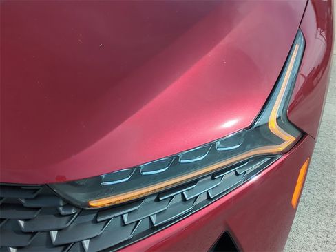 Used 2022 Kia K5 LXS image 10