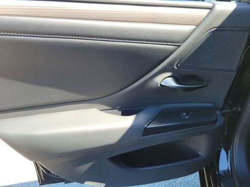 Used 2021 Lexus ES 350 F Sport w/ Accessory Package 2 FWD image 17
