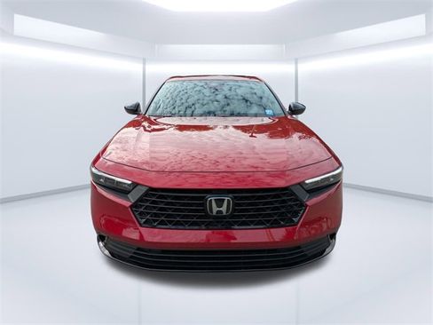 Certified 2025 Honda Accord Sport image 9