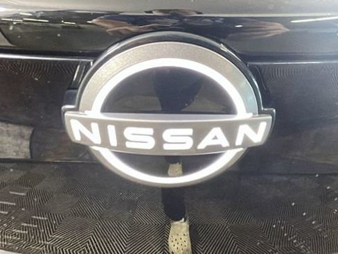 Used 2023 Nissan Ariya FWD image 8