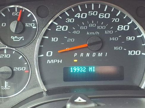 Used 2022 Chevrolet Express 2500 w/ Driver Convenience Package image 31