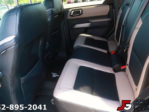 Used 2023 Ford Bronco Wildtrak AWD/4WD image 17