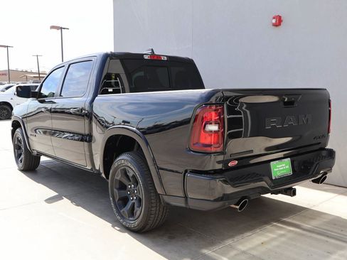 Used 2025 RAM 1500 Big Horn AWD/4WD image 3
