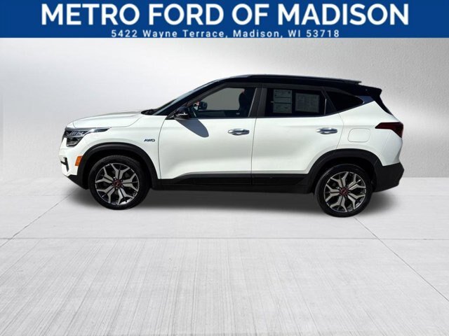 Used 2021 Kia Seltos SX AWD/4WD image 2
