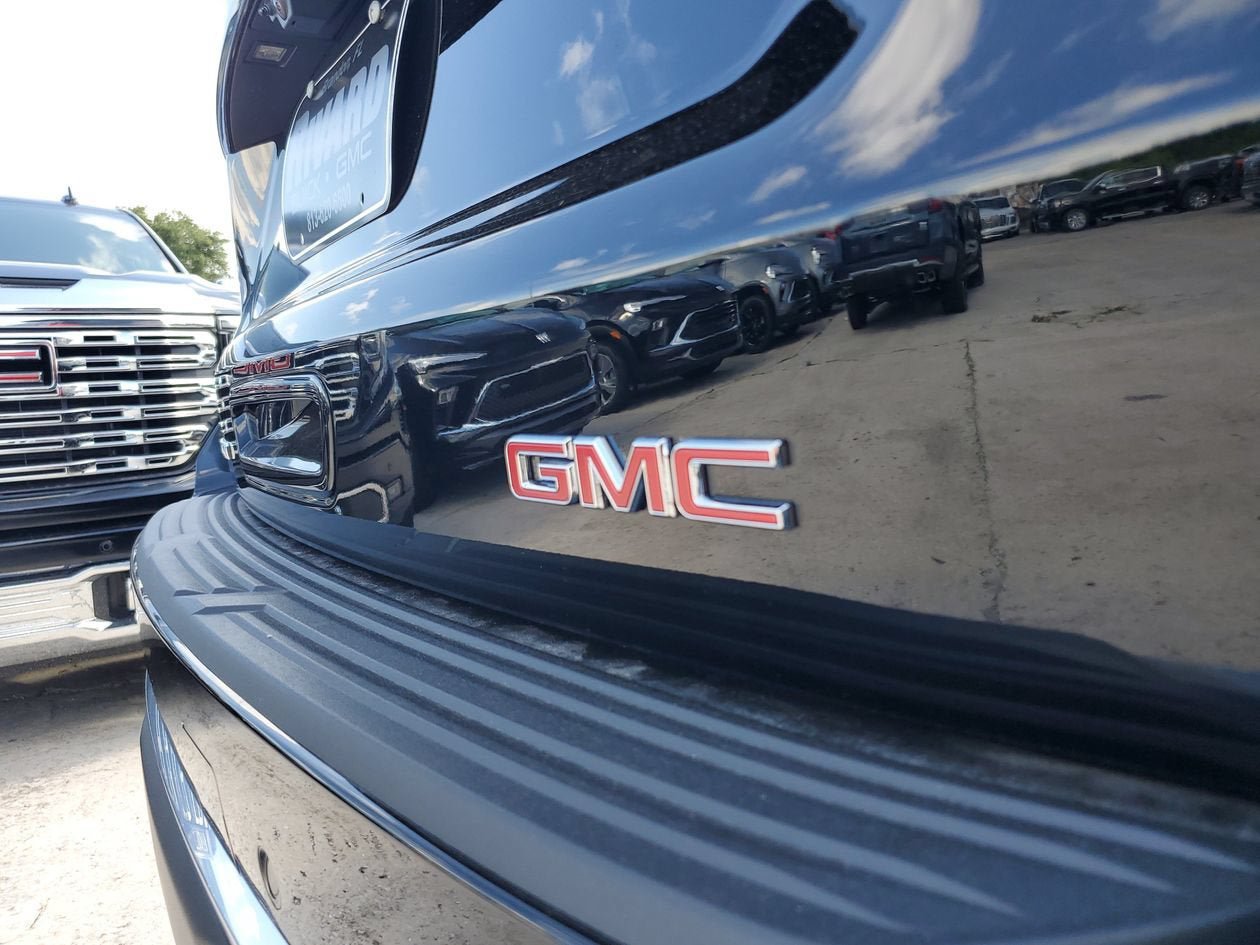 New 2026 GMC Yukon Denali RWD image 7