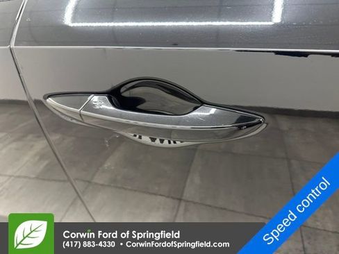 Used 2023 Acura MDX SH-AWD w/ Technology Package image 8