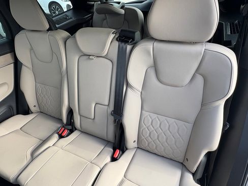 New 2026 Volvo XC90 B6 Plus w/ Protection Package Premier image 23