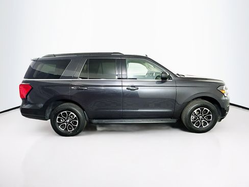 Used 2024 Ford Expedition XLT image 10