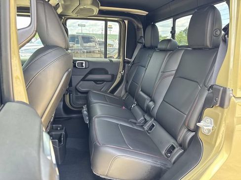 New 2026 Jeep Gladiator Rubicon AWD/4WD image 18