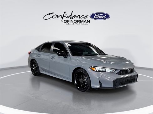 Used 2025 Honda Civic Sport image 11