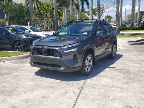 Certified 2025 Toyota RAV4 XLE w/ Convenience Package FWD image 7