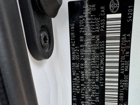 Used 2021 Toyota Camry XLE image 23