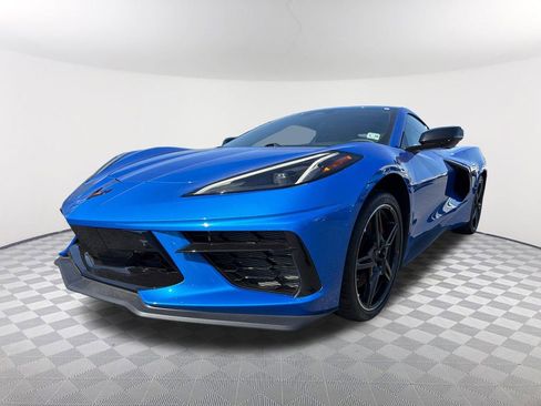Used 2025 Chevrolet Corvette Stingray Preferred Cpe w/ Z51 Performance Package RWD image 1