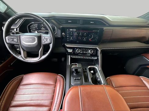 Used 2024 GMC Sierra 1500 Denali Ultimate AWD/4WD image 14
