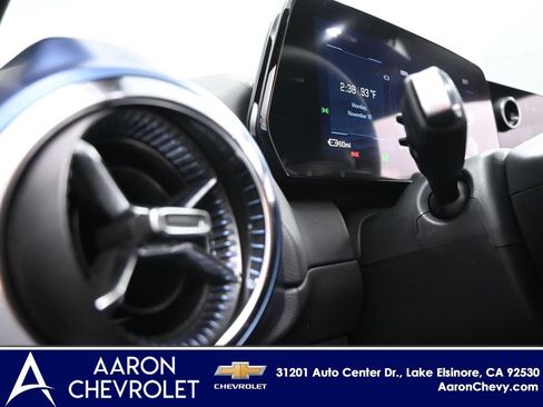 New 2026 Chevrolet Equinox EV LT image 19