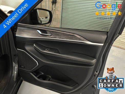 Used 2022 Jeep Grand Cherokee L Limited w/ Luxury Tech Group II AWD/4WD image 13