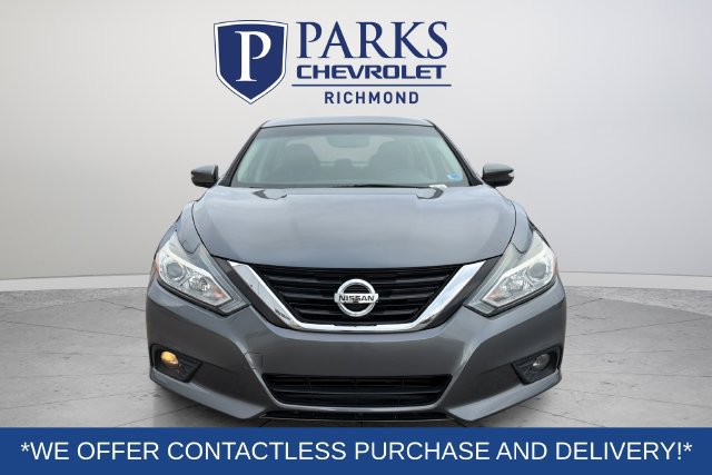 Used 2016 Nissan Altima 2.5 SV w/ Convenience Package FWD image 2