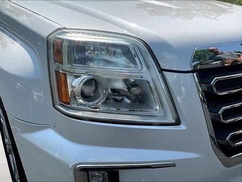 Used 2017 GMC Terrain SLT w/ Open Road Package AWD/4WD image 32