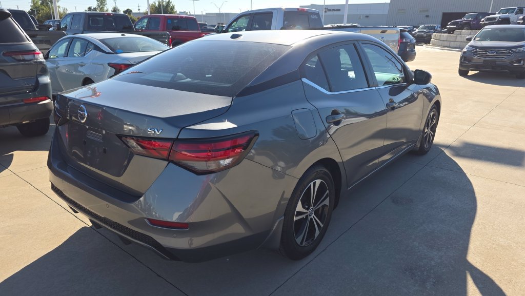 Used 2023 Nissan Sentra SV FWD image 5