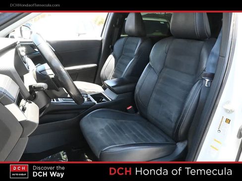 Used 2024 Mitsubishi Outlander SE FWD image 18
