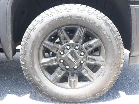 New 2026 GMC Sierra 2500 AT4 w/ AT4 Premium Plus Package AWD/4WD image 14