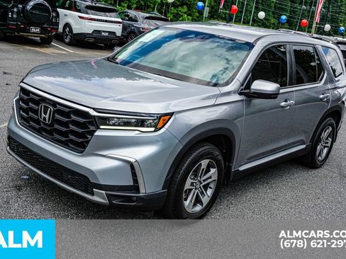 Used 2025 Honda Pilot EX-L image 15